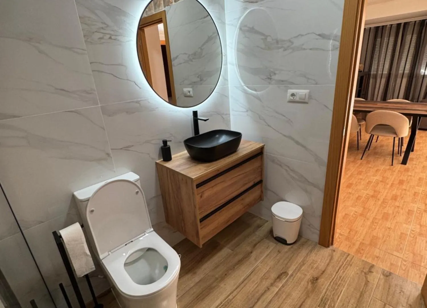 Lägenhet B & B La Casa De Pintor Benalmádena