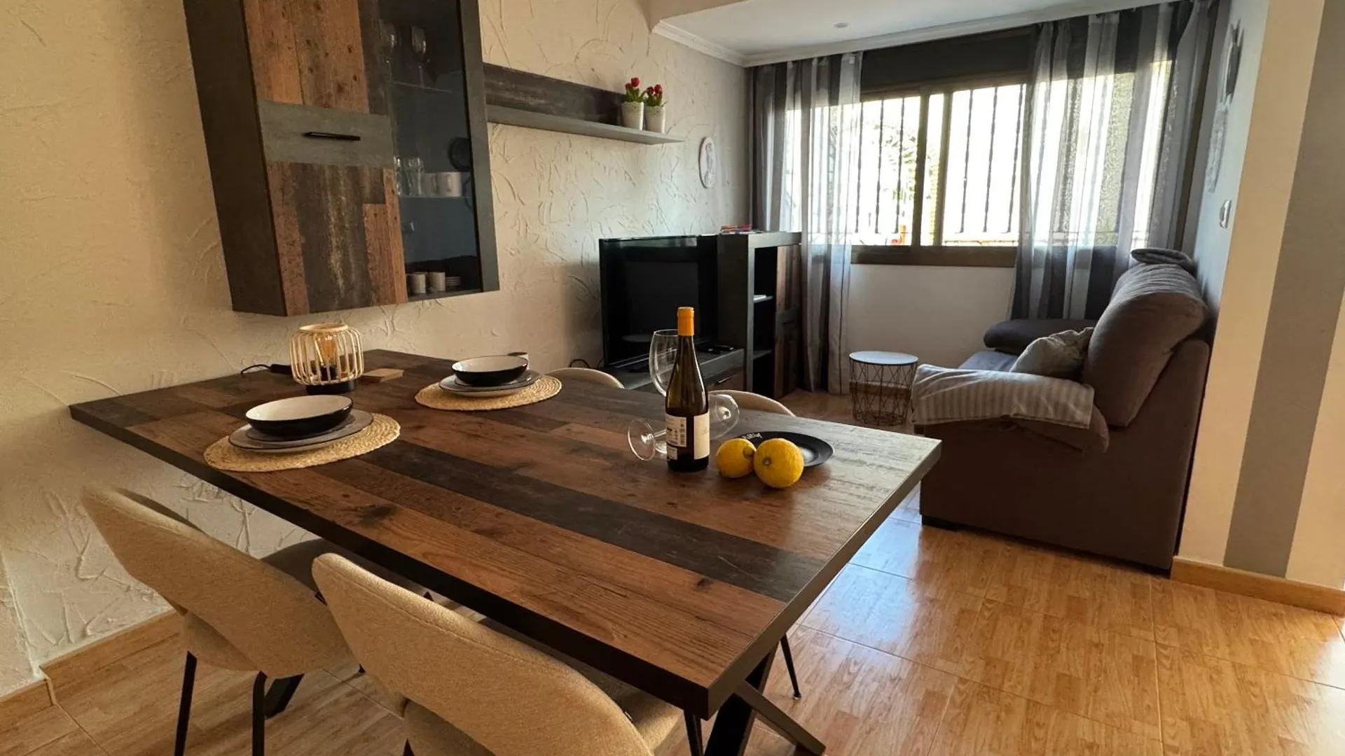 Lägenhet B & B La Casa De Pintor Benalmádena Spanien