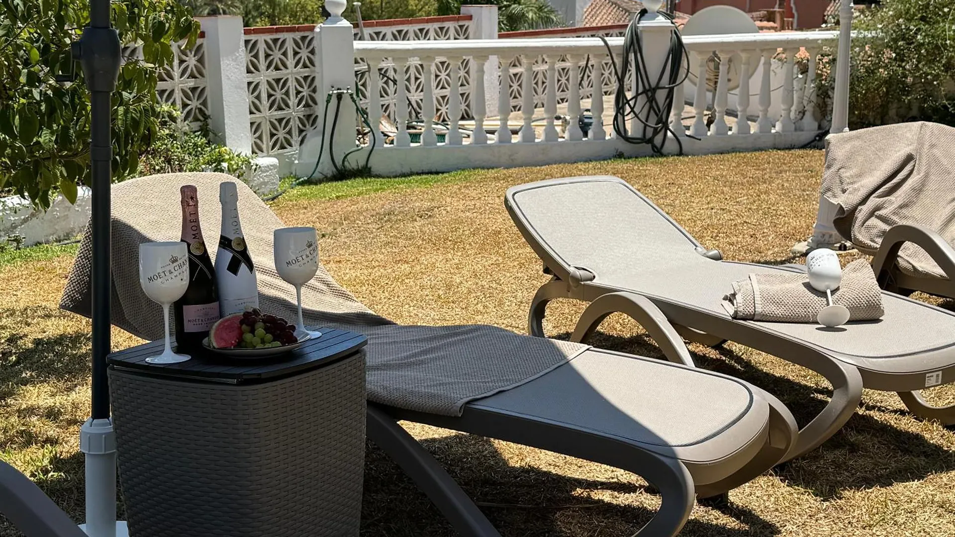 Apartment B & B La Casa De Pintor Benalmadena